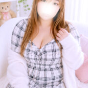 ももあ